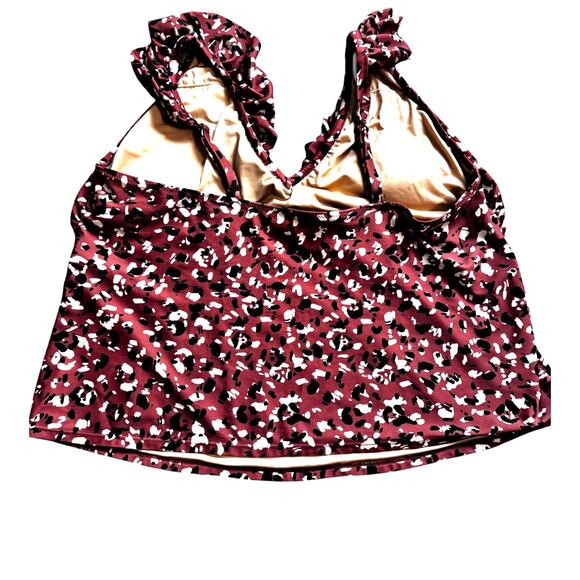 Old Navy Women's Swim Top in Red and Black Print - Picture 3 of 7